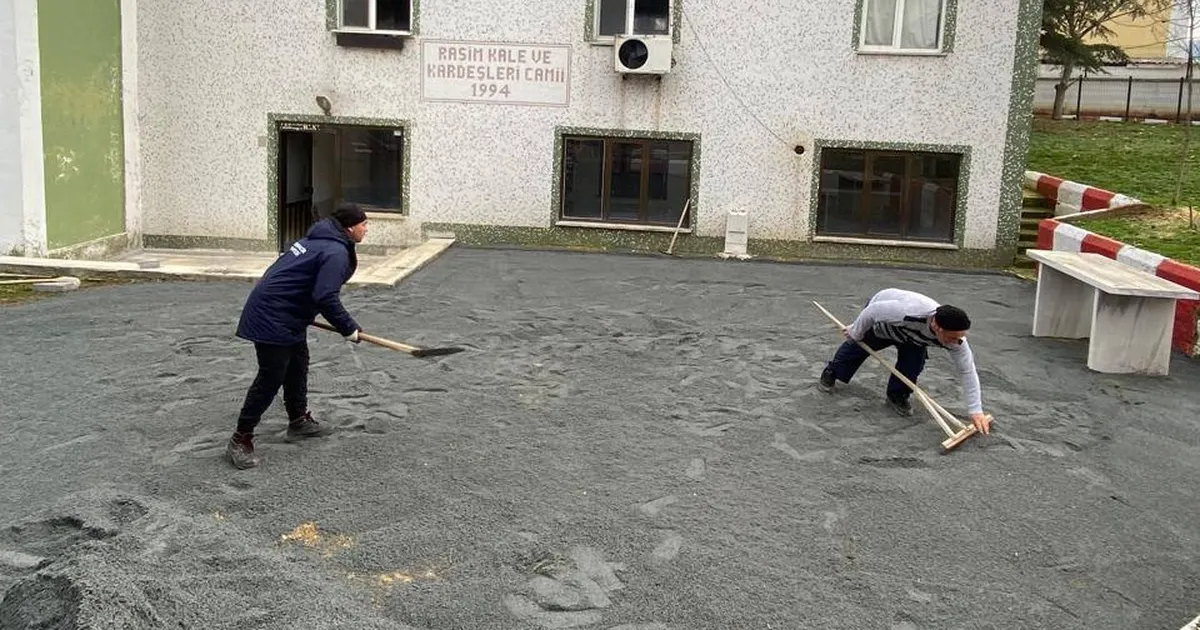 Edirne Keşan'da camii ve yol düzenleme çalışmaları