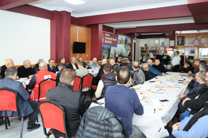 Gebze Trabzonlular Derneği protokolü kahvaltıda ağırladı