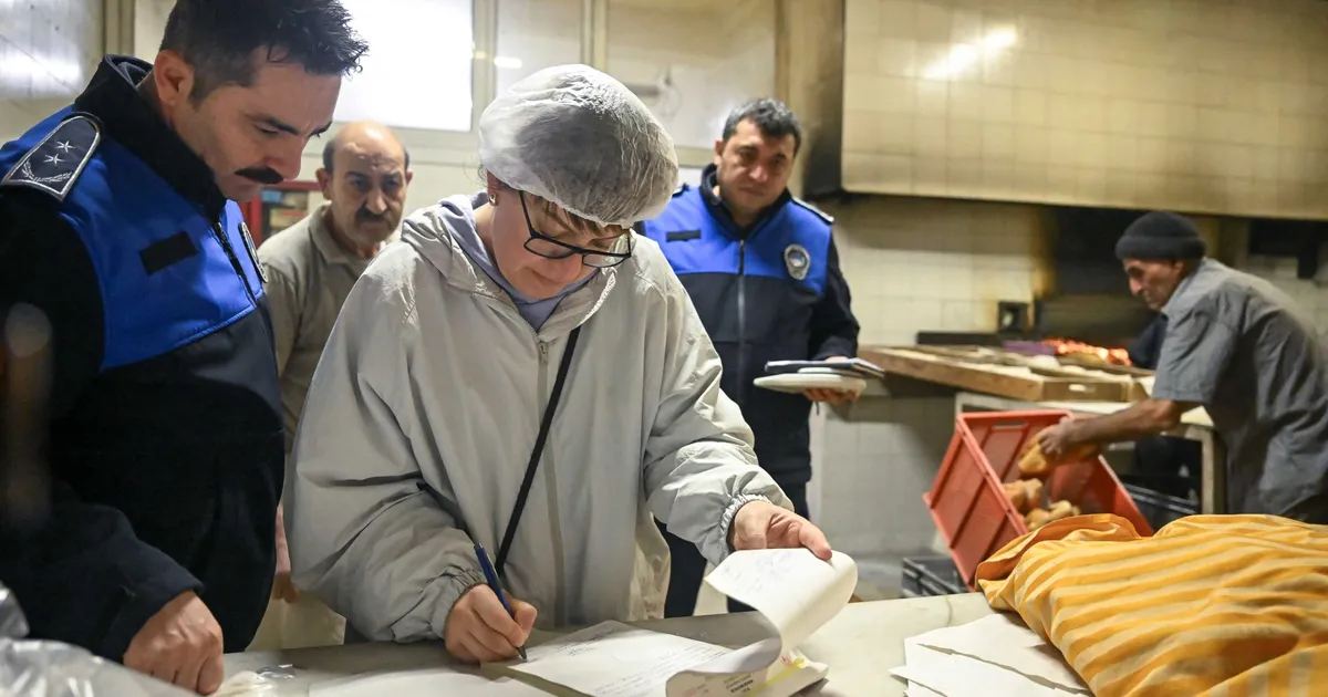 İzmir Bornova’da fırın denetimleri sürüyor