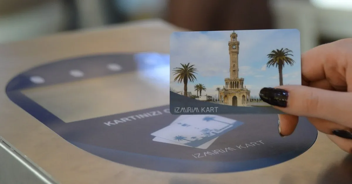 İzmir Büyükşehir’den öğrencilere ‘Aylık Abonman’ müjdesi