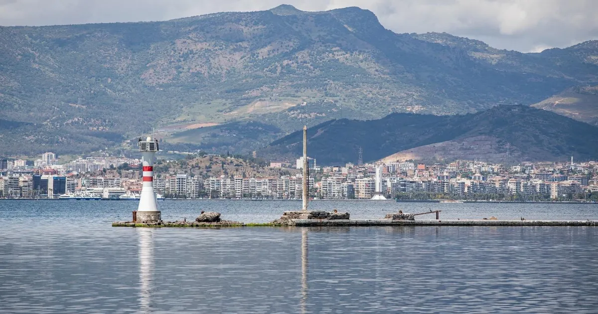 İzmir kıyılarında 'tsunami' alarmı! Tehlike analizine 'modelleme' kalkanı