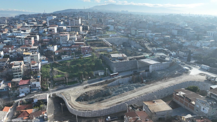 İzmir'deki o tünelde ışığa 210 metre kaldı 