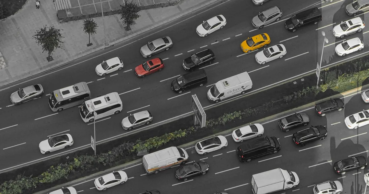 Kent içi trafik alarm veriyor! Yoğunluğu hafifletmek mümkün mü?