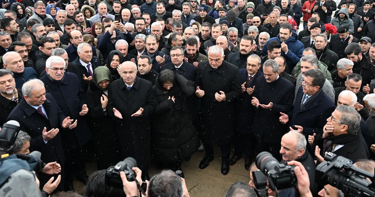 Malatya'da deprem şehitleri dualarla anıldı