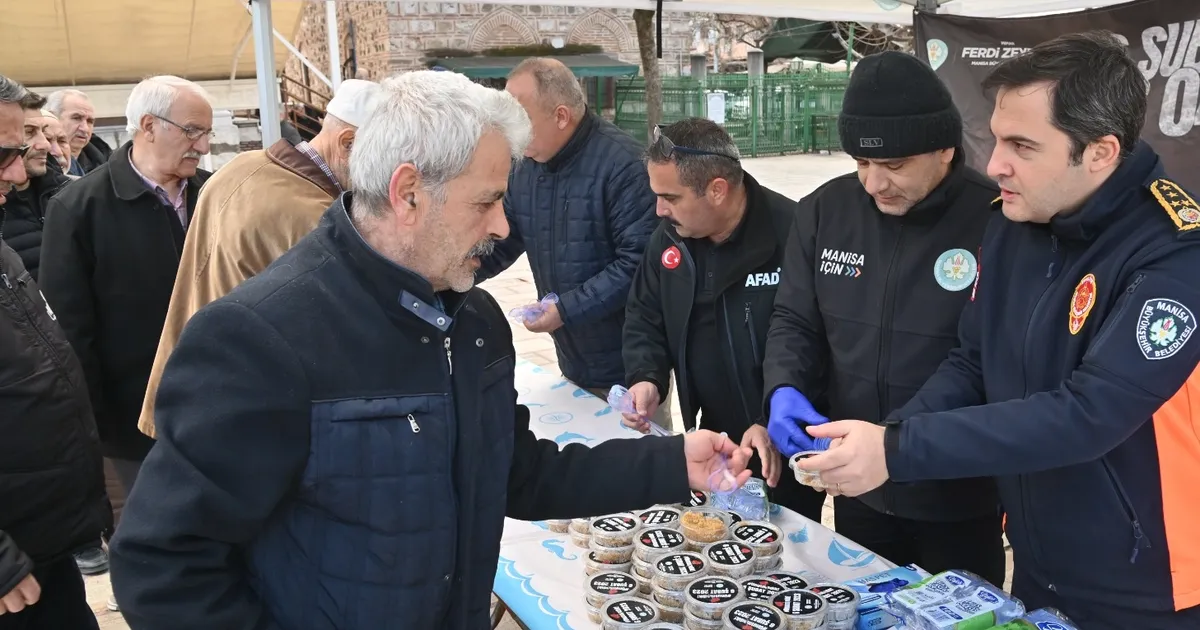 Manisa’da depremde hayatını kaybedenler anıldı