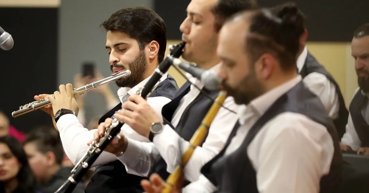 Sakarya’da sahneye çıkan isim konsere damga vurdu