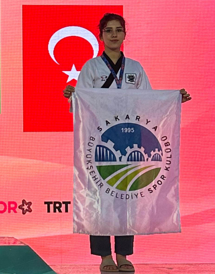 Sakaryalı sporcu uluslararası şampiyonada parladı