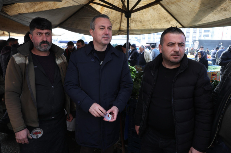 Sivas'ta Ramazan ayında ihtiyaç sahiplerine pazar desteği