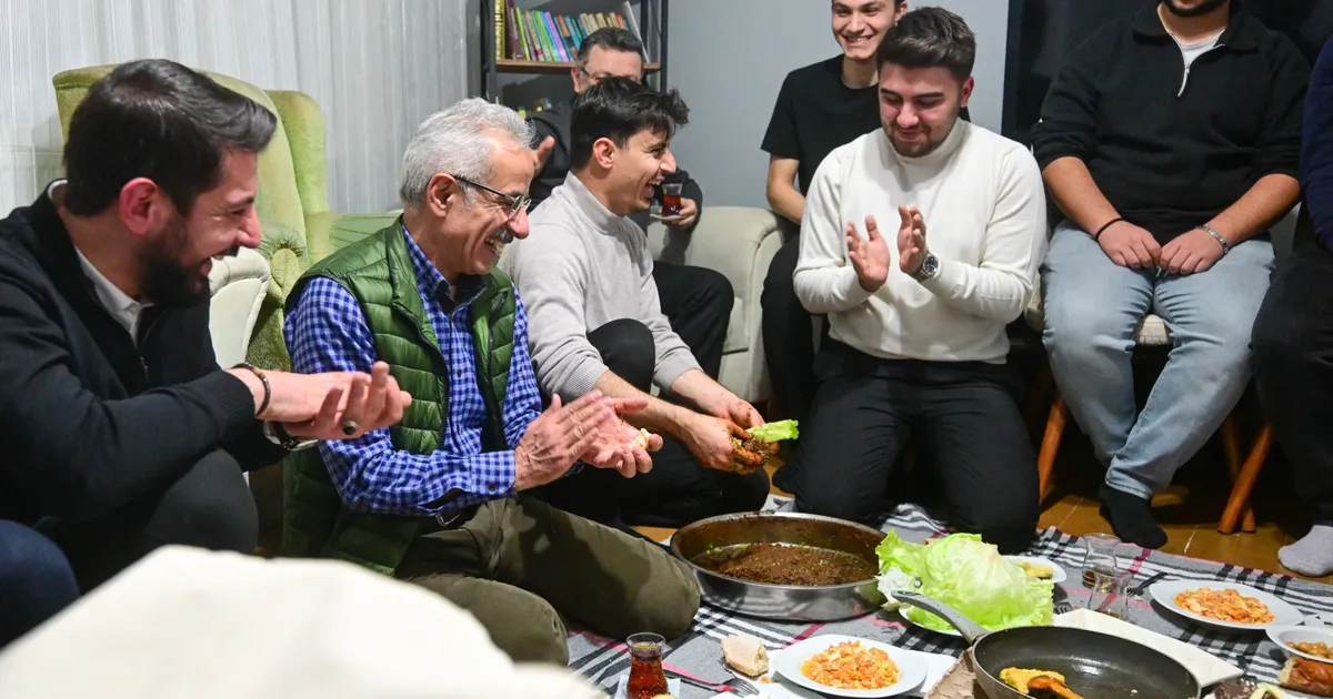 Bakan Uraloğlu Trabzon’da üniversitelilere konuk oldu