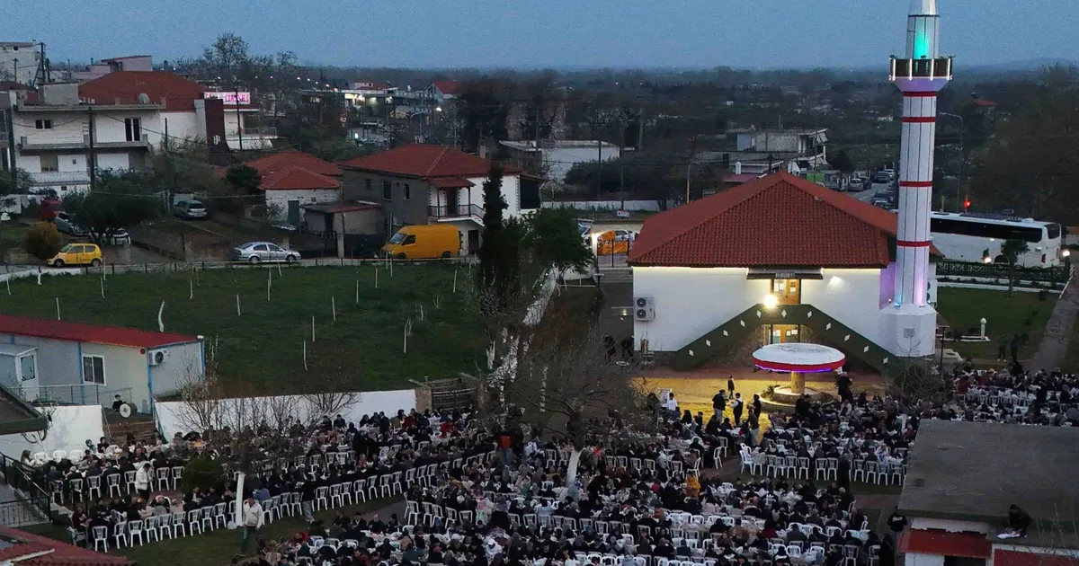 Balkanlar’da son iftar Batı Trakya’da yapıldı