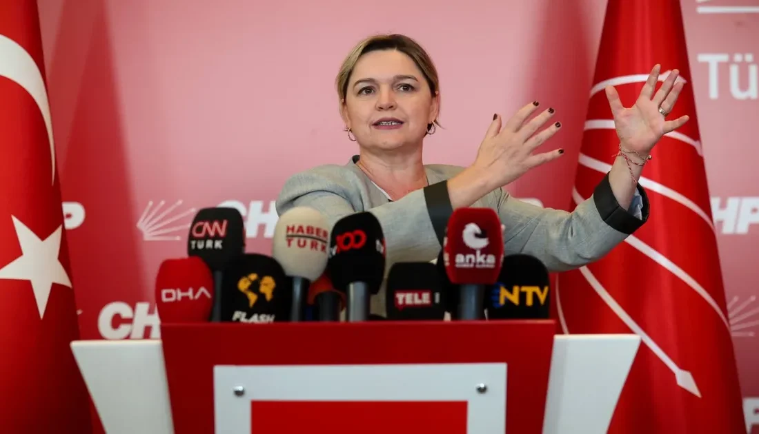 CHP ön seçimde oy kullanma saatini uzattı