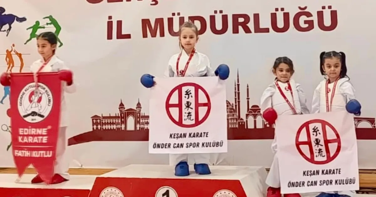 Edirne Karate İl Şampiyonası'nda Öndercan başarısı