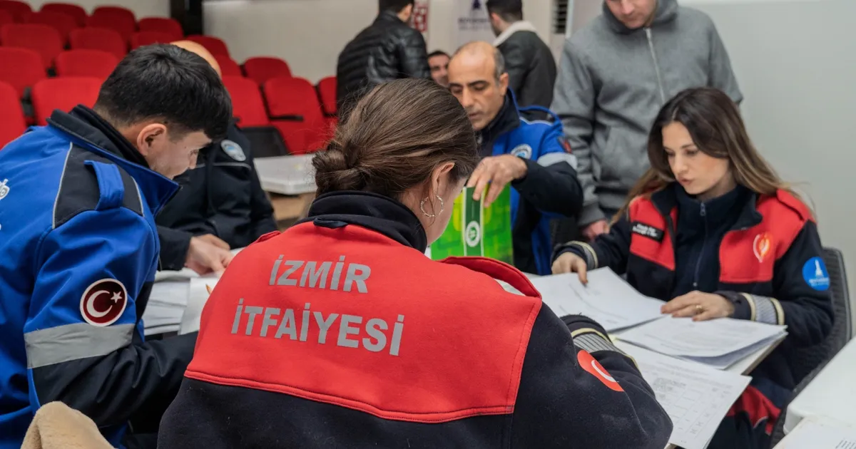 İzmir İtfaiyesi’ne 154 memur alınacak