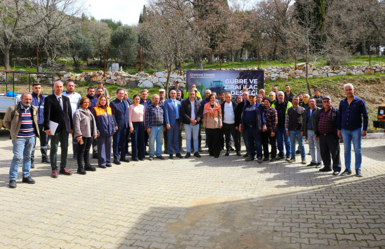 İzmir Karabağlar Belediyesi’nden üreticiye destek