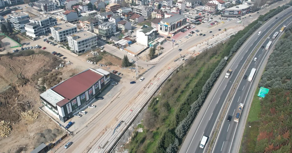 Kocaeli Büyükşehir, trafiğe kapatılan menfezde çalışmalarını tamamladı