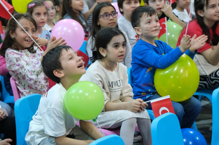 Kocaeli İzmit'te eğlenceye tam gaz devam