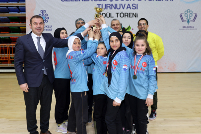 Konya Selçuklu'da geleneksel çocuk oyunları 