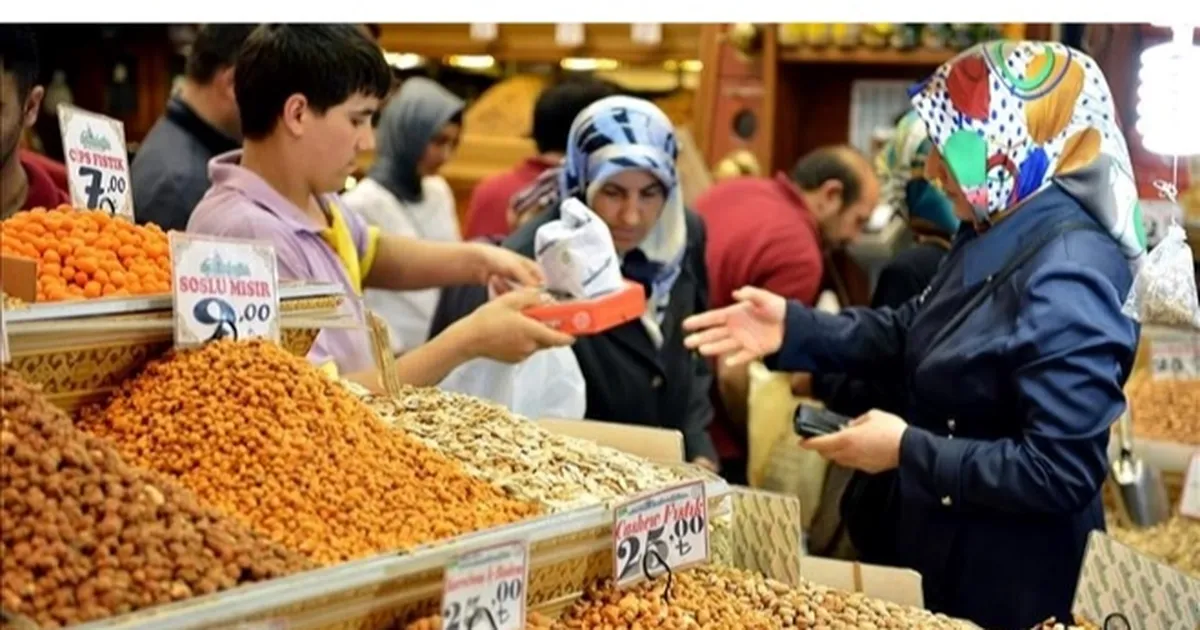 Piyasalarda bayram beklentisi yüksek