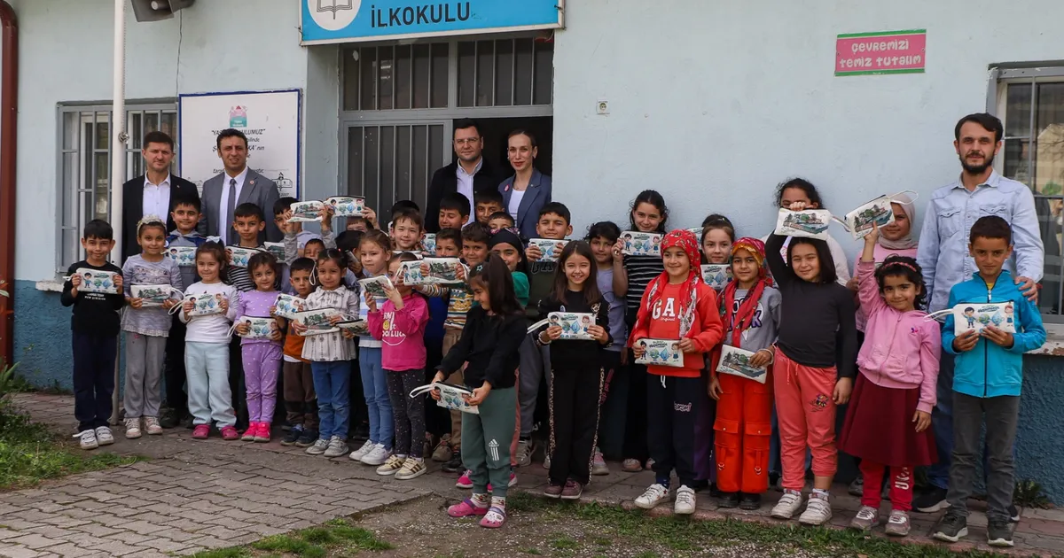 Şehrin yeni ‘Su Müfettişleri’ rozetlerini aldı