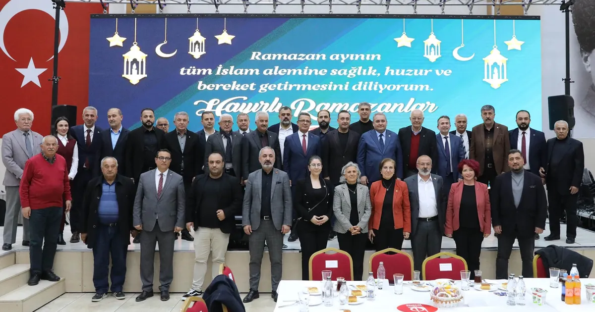 Sivaslılar iftar sofrasında buluştu