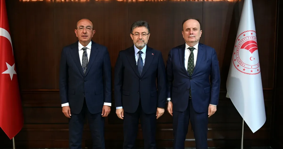 Bakan Yumaklı'dan Konya Meram'ın tarım politikalarına tam not