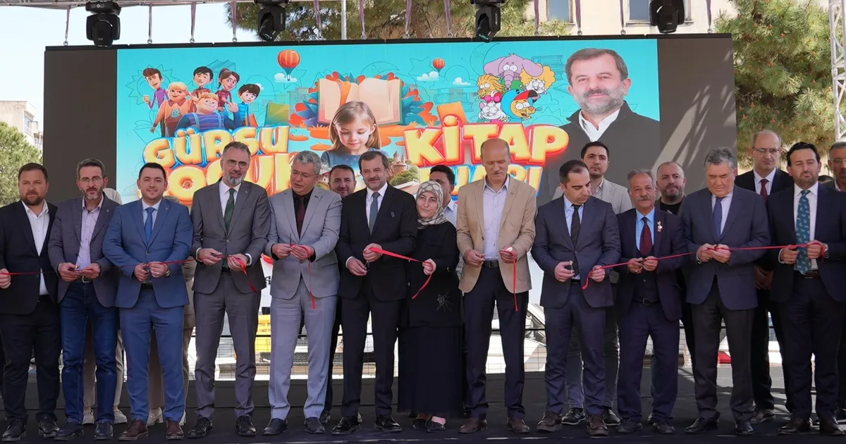 Bursa Gürsu’da çocuk kitap fuarı kapılarını açtı