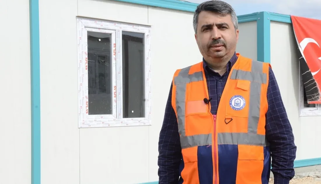 Bursa Yıldırım Belediye Başkanı Oktay