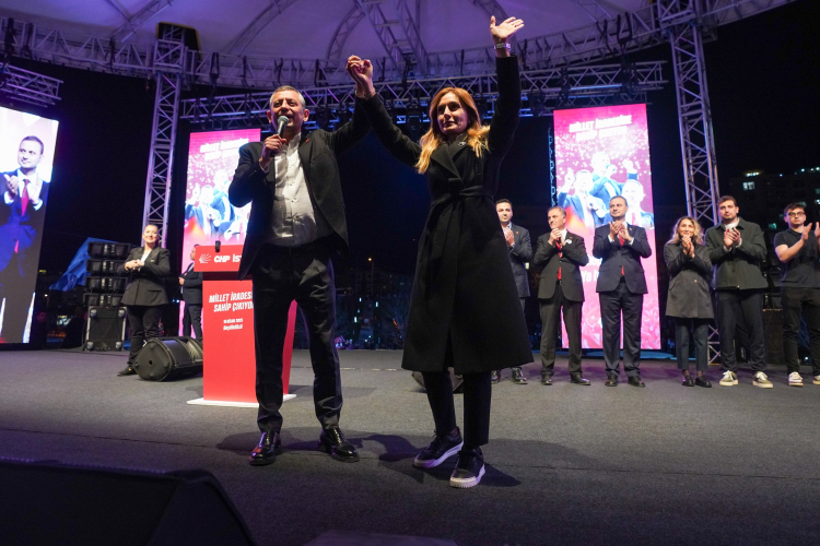CHP 'millet iradesi'ne Beylikdüzü'nden sahip çıktı!