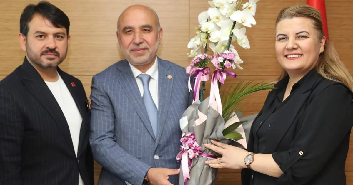 CHP ve İzmit Belediyesi’nden Saadet Partisi’ne ziyaret
