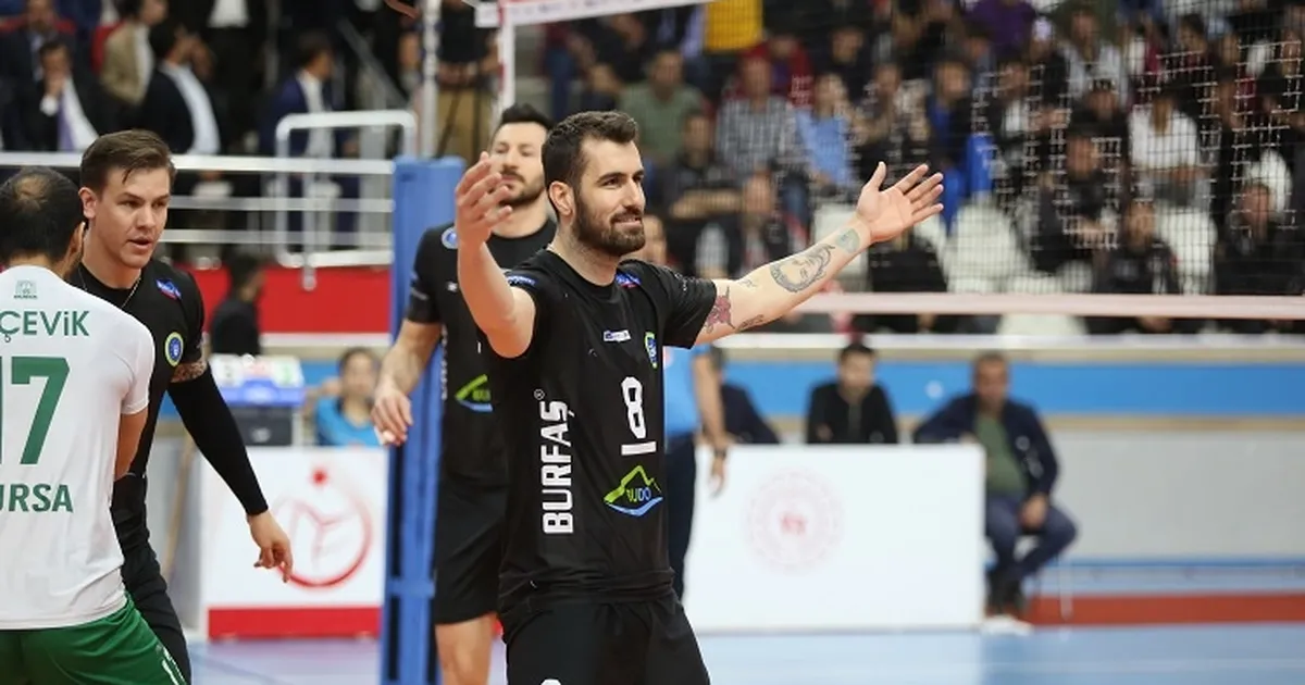 Gökhan Gökgöz yeniden Bursa Büyükşehir Belediyespor’da