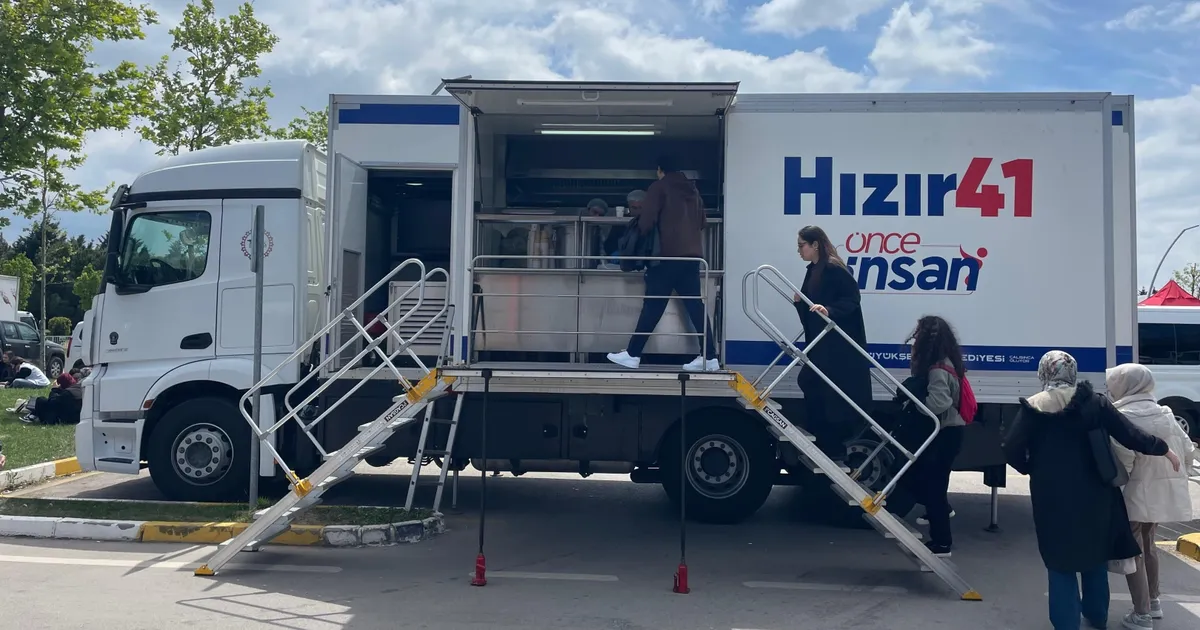 Hızır 41, Kariyer Fuarı’nda afet hazırlıklarını tanıttı