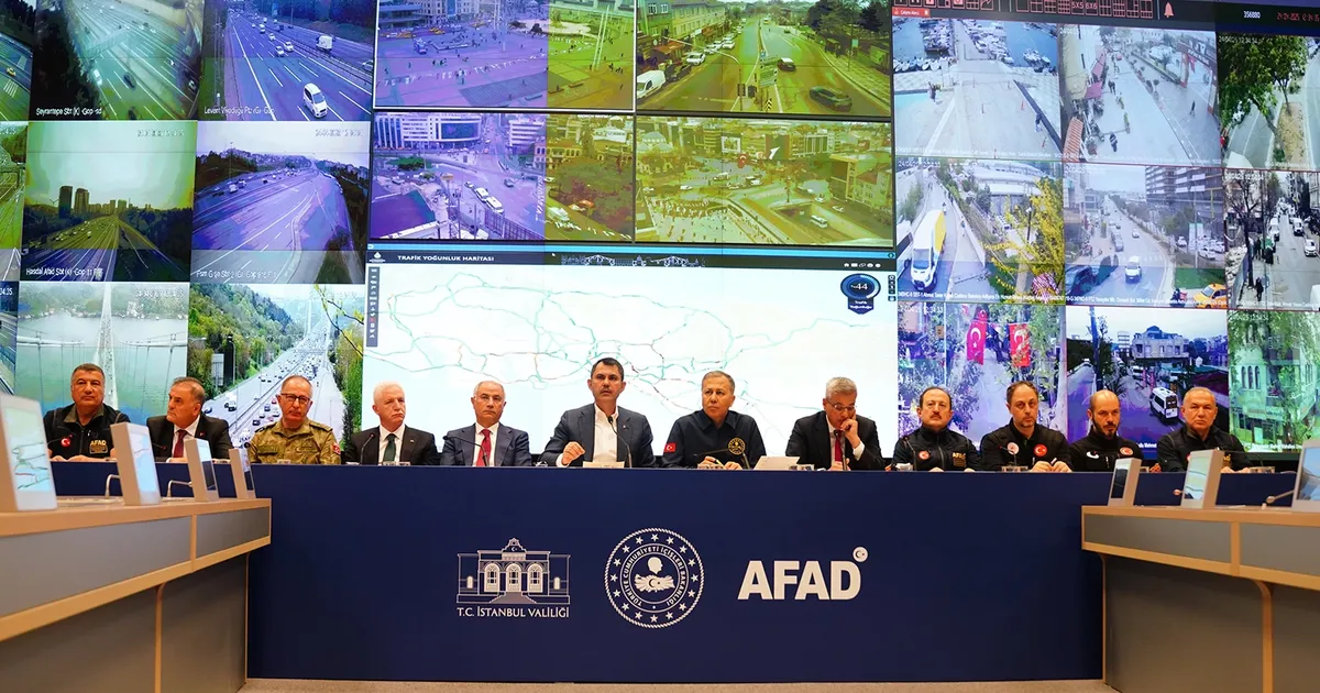 İstanbul için tek ses! Siyaseti bırakalım, İstanbul’u kurtarma seferberliğini birlikte başlatalım!