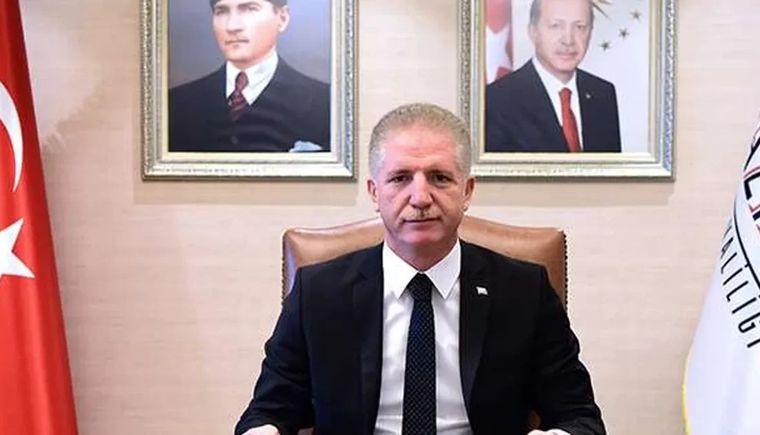 İstanbul Valisi Davut Gül,