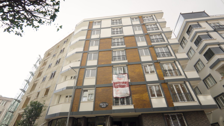 İstanbul'da riskli yapıların dönüşümü sürüyor... Bakan Kurum'dan 'yarısı bizden' paylaşımı