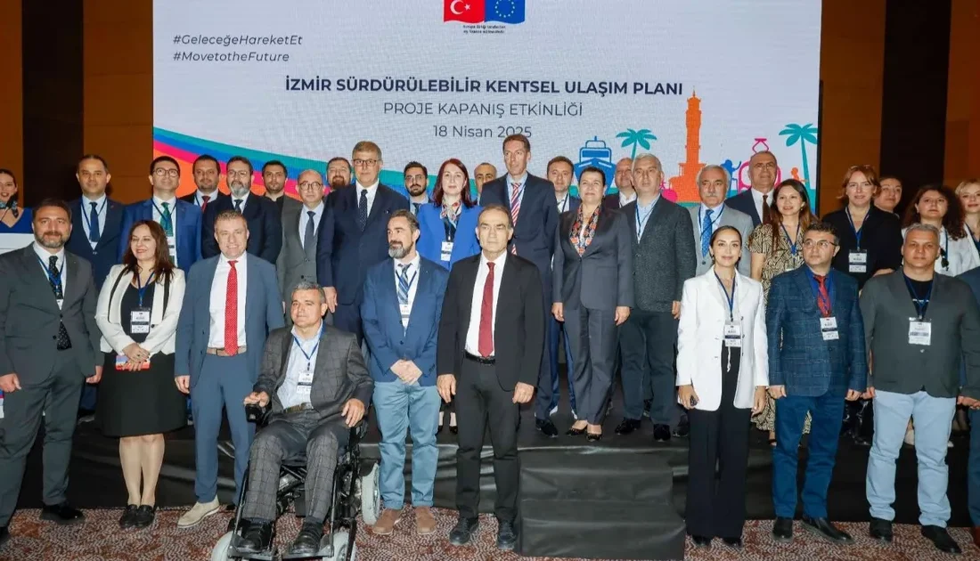 İzmir Büyükşehir Belediye Başkanı