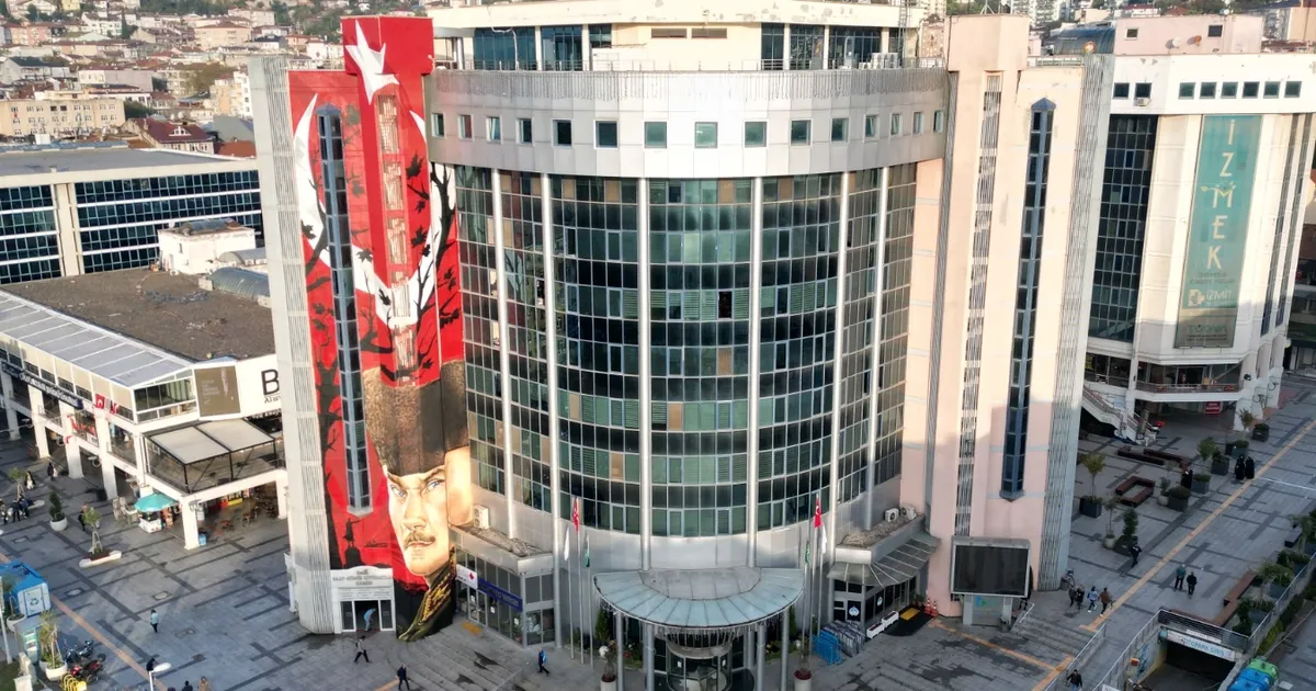 İzmit'te gençlere 5 TL'ye filtre kahve