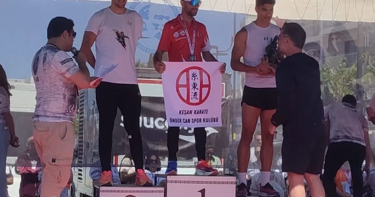 Keşanlı sporcu Troya Yarı Maratonu’nda şampiyon oldu