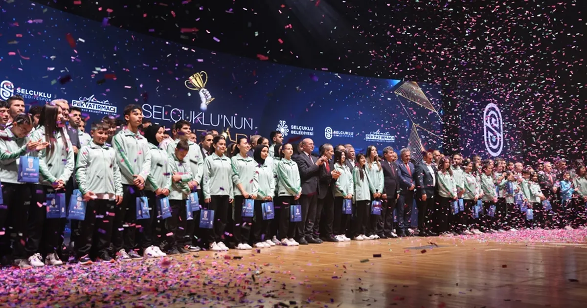 Konya Selçuklu’nun başarılı sporcuları ödüllendirildi
