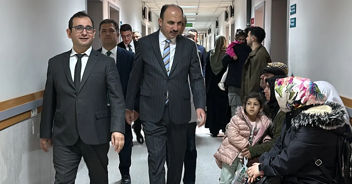 Konya’da Başkan Altay  hastaları ziyaret etti