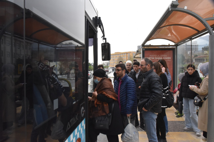 Manisa'da hastaneler için yeni ulaşım hattı geldi