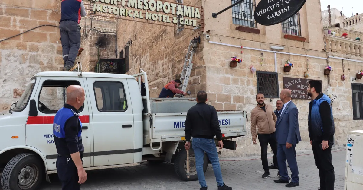 Mardin Midyat’ta tarihi dokuyu korunuyor