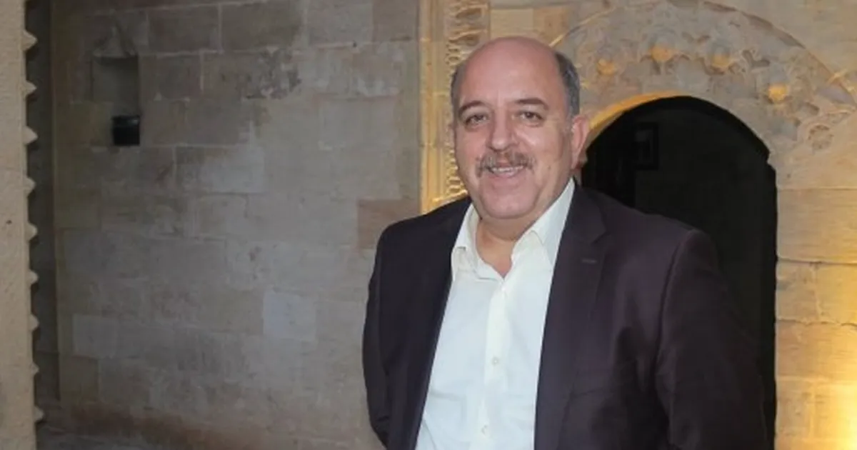 Mardinli iş insanı Evrensel ’den esnafa turist uyarısı!