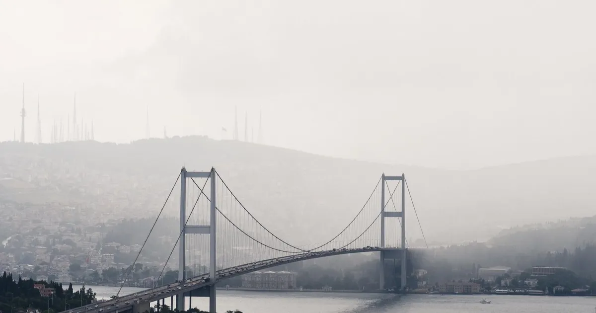 Meteoroloji’den kuvvetli yağış uyarısı! Sıcaklıklar düşüyor!