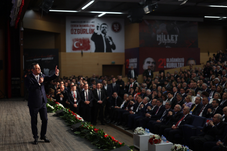 Özel: Bu kurultay erken seçimin başlangıcı