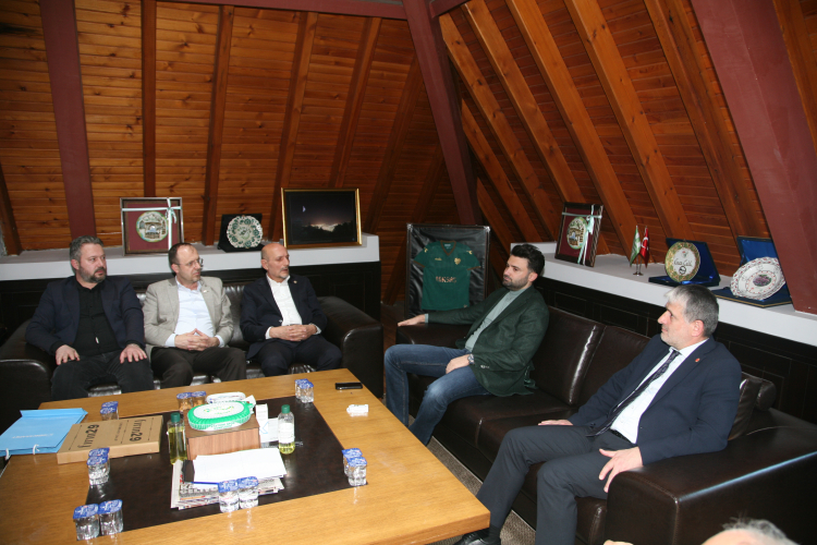 Saadet Partisi'nden Bursaspor’a üyelik çağrısı