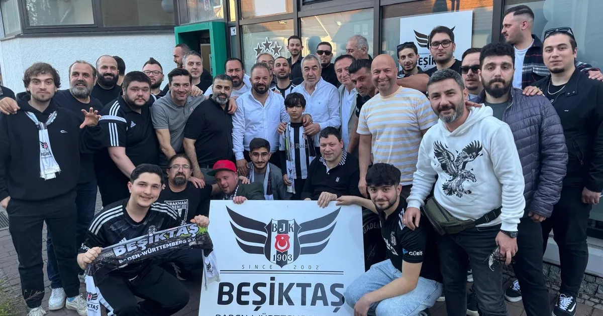 Samet Aybaba Stuttgart’ta taraftarlarla buluştu… Almanya’da Samet Aybaba fırtınası
