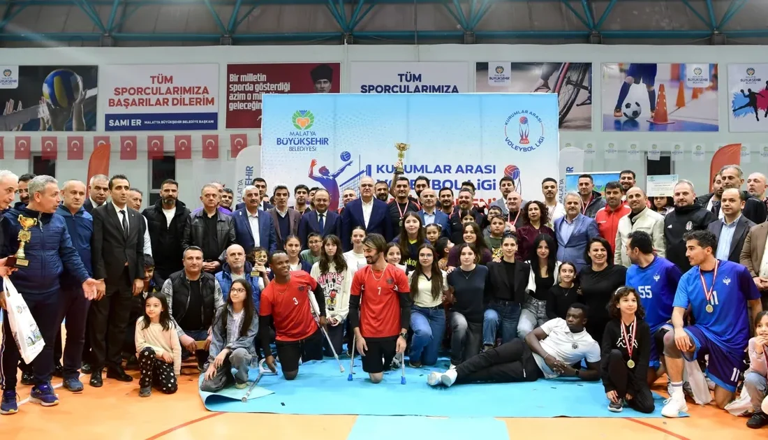 Muhammed Ali Clay Kapalı