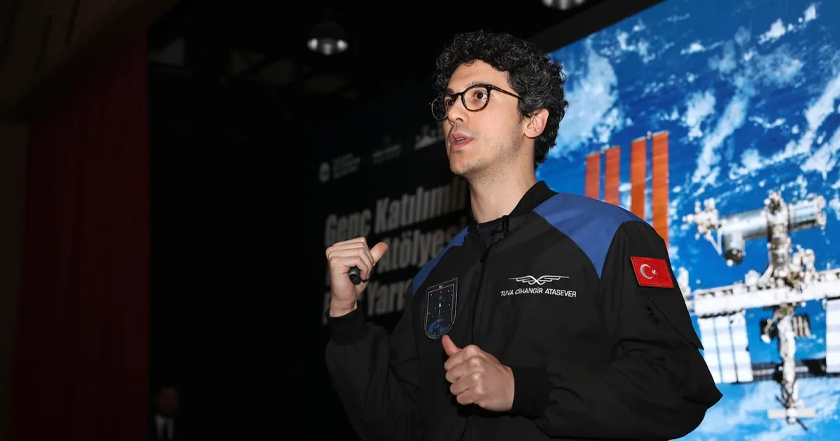 Uzaya çıkan ikinci astronot Sakarya’da: Uzaydan dünyayı görmek tarifsizdi