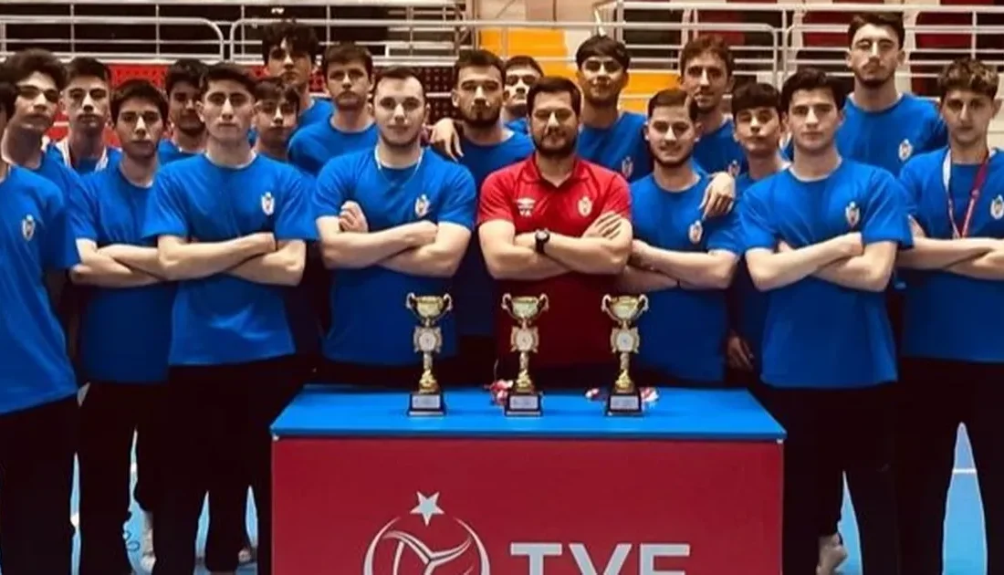 Voleybolda İnegöl Belediyespor farkı