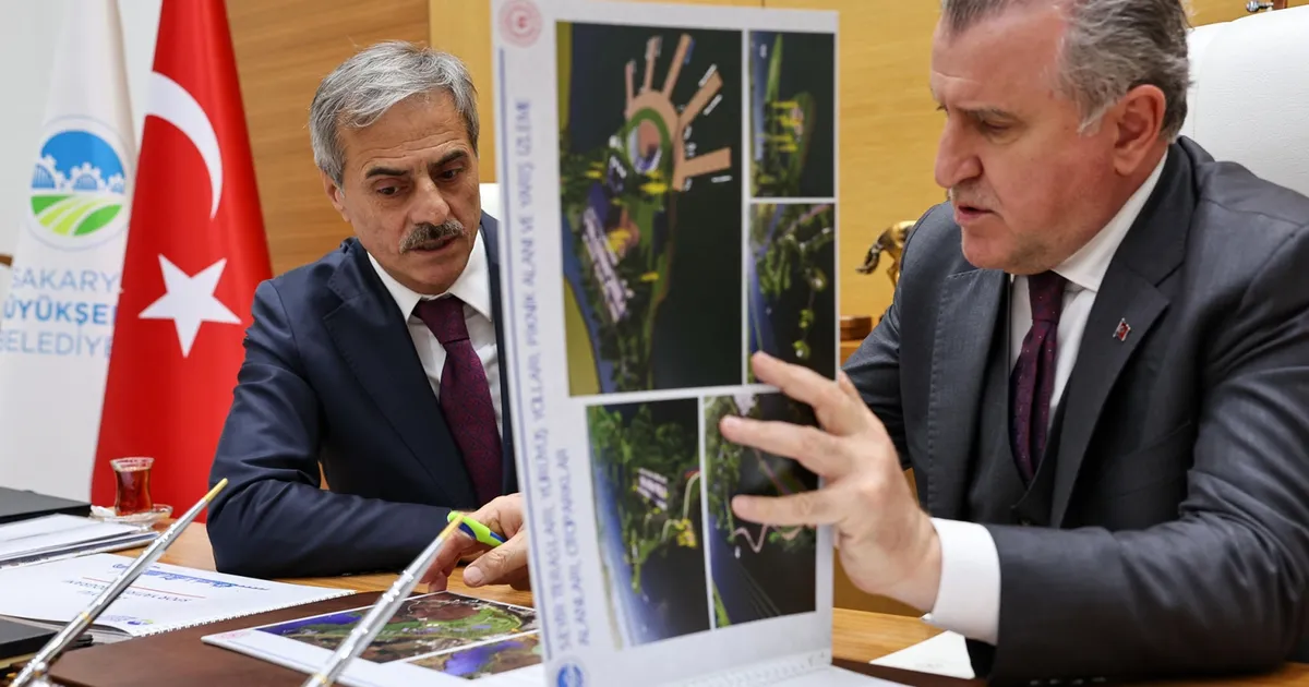 Bakan Bak'tan Sakarya'ya dev spor yatırımı müjdesi